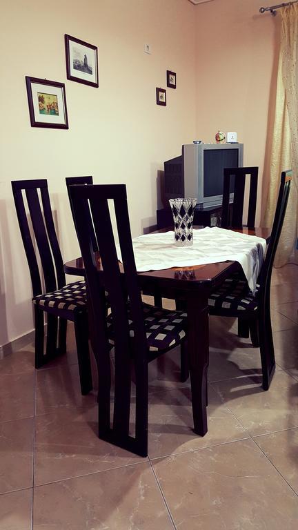 Apartment Angel Саранда Екстер'єр фото